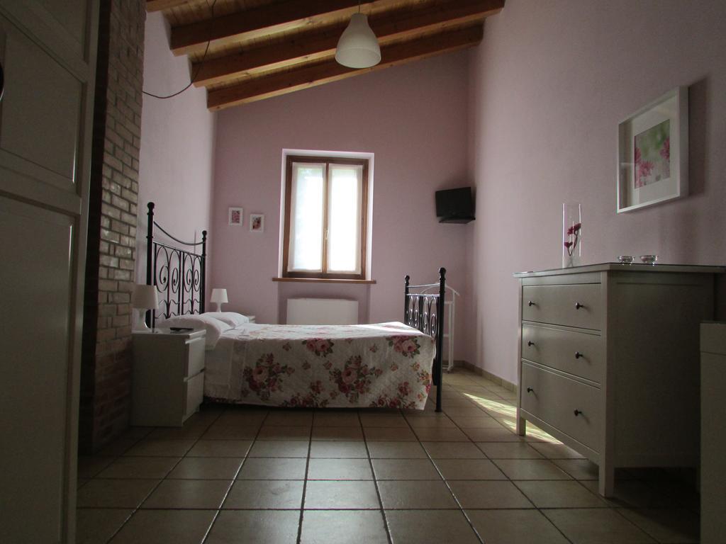 Agriturismo Fior Di Pesco Sommacampagna Bagian luar foto