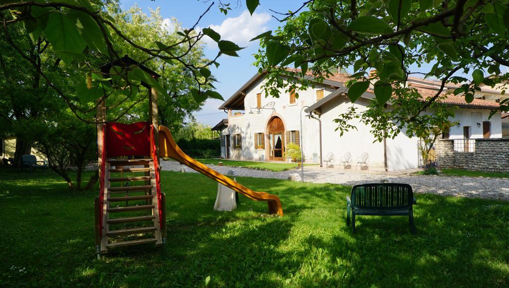 Agriturismo Fior Di Pesco Sommacampagna Bagian luar foto